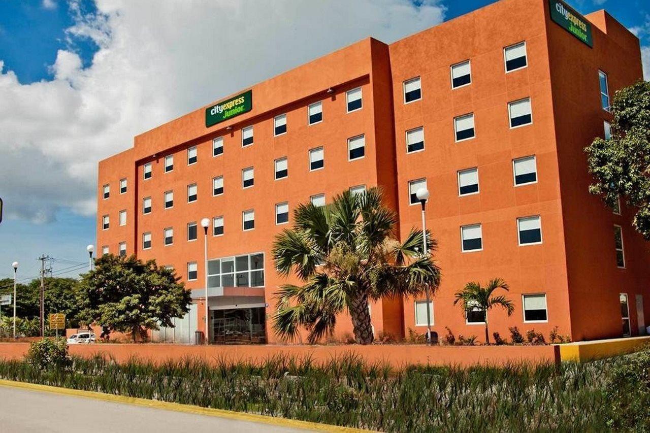 Hotel City Express Junior By Marriott Ciudad Del Carmen Aeropuerto Extérieur photo